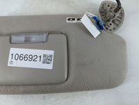 2005-2007 Chevrolet Trailblazer Sun Visor Shade Replacement Passenger Right Mirror Fits Fits 2005 2006 2007 OEM Used Auto Pa