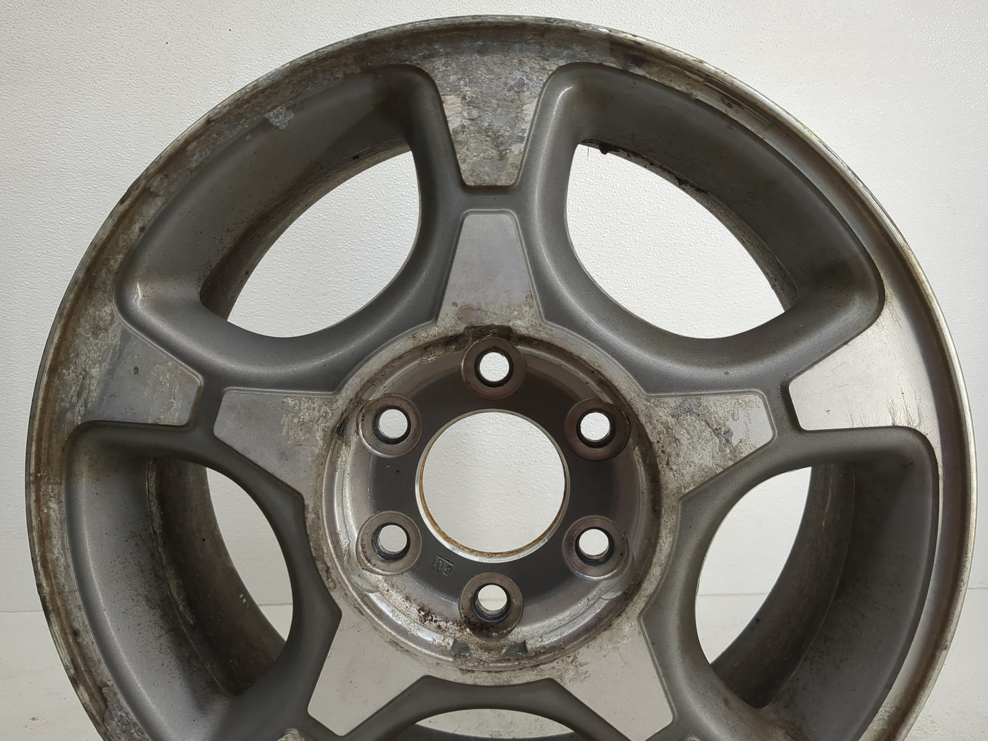 2004-2009 Chevrolet Trailblazer Oem Wheel Rim 1145786 - Oemusedautoparts1.com