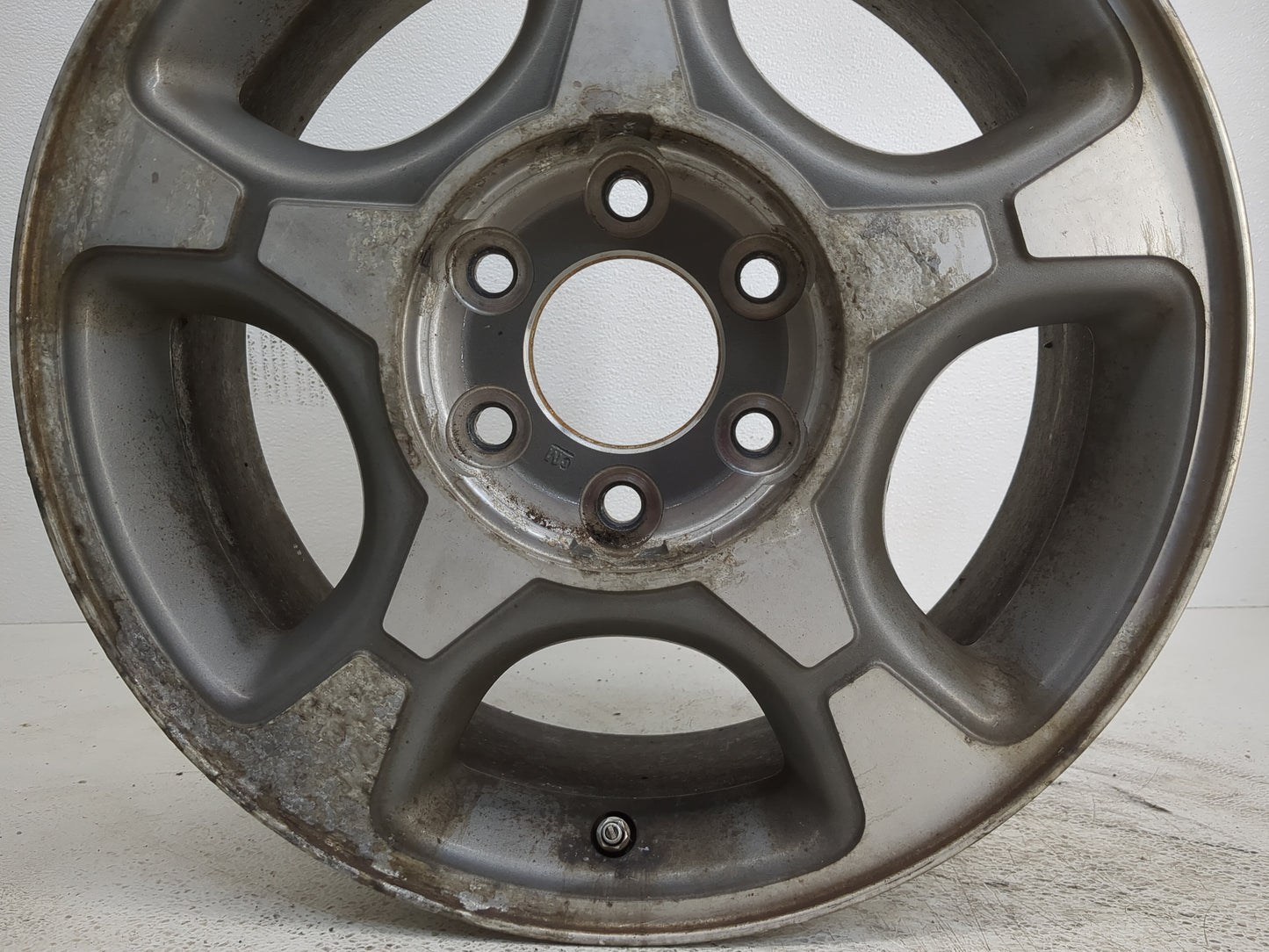 2004-2009 Chevrolet Trailblazer Oem Wheel Rim - Oemusedautoparts1.com
