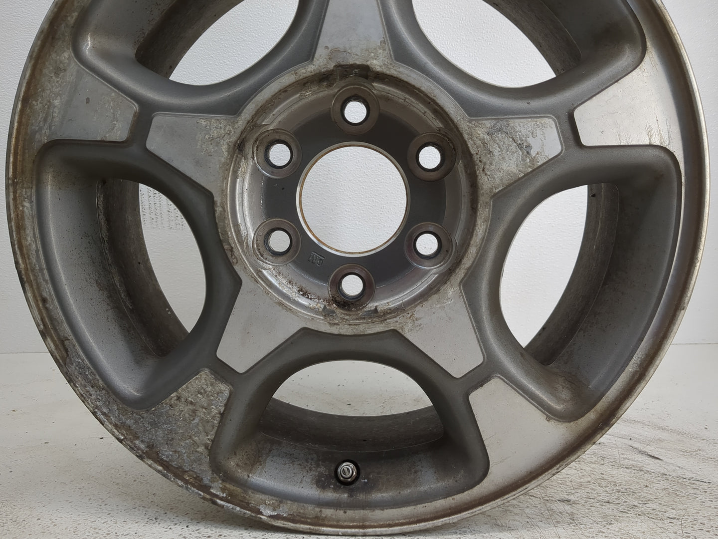 2004-2009 Chevrolet Trailblazer Oem Wheel Rim 1145786 - Oemusedautoparts1.com