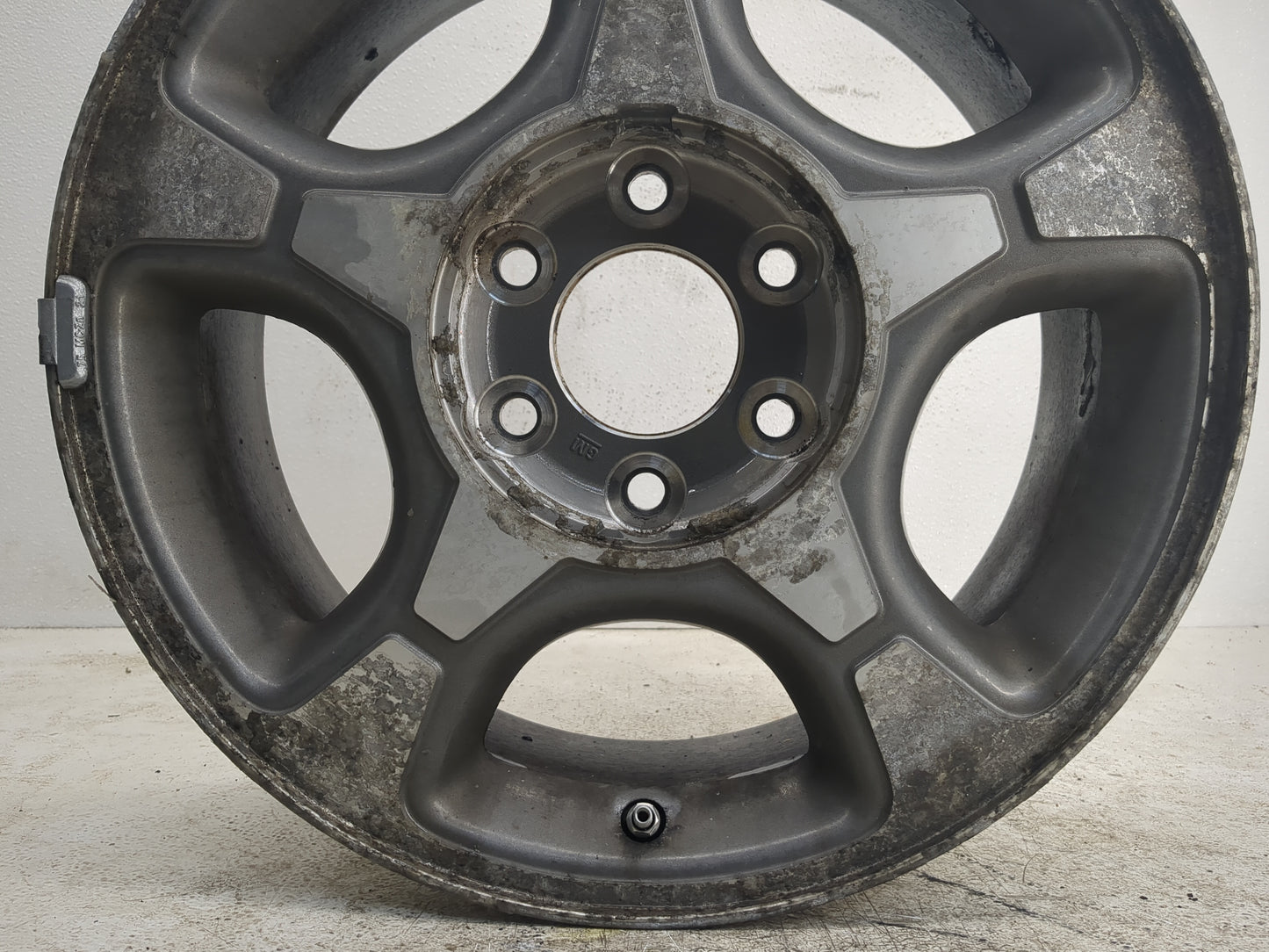 2004-2009 Chevrolet Trailblazer Oem Wheel Rim 1145787 - Oemusedautoparts1.com