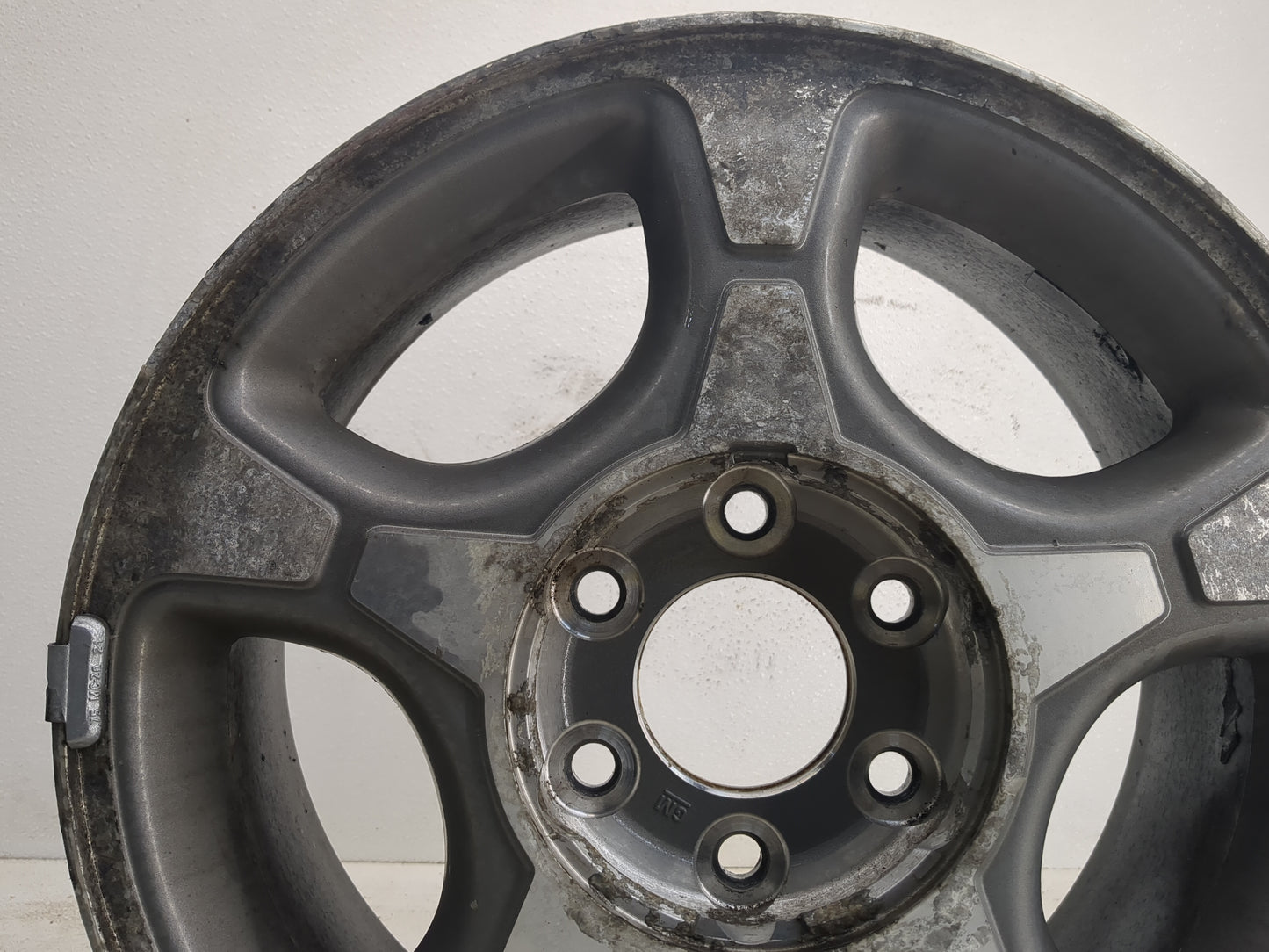 2004-2009 Chevrolet Trailblazer Oem Wheel Rim 1145787 - Oemusedautoparts1.com