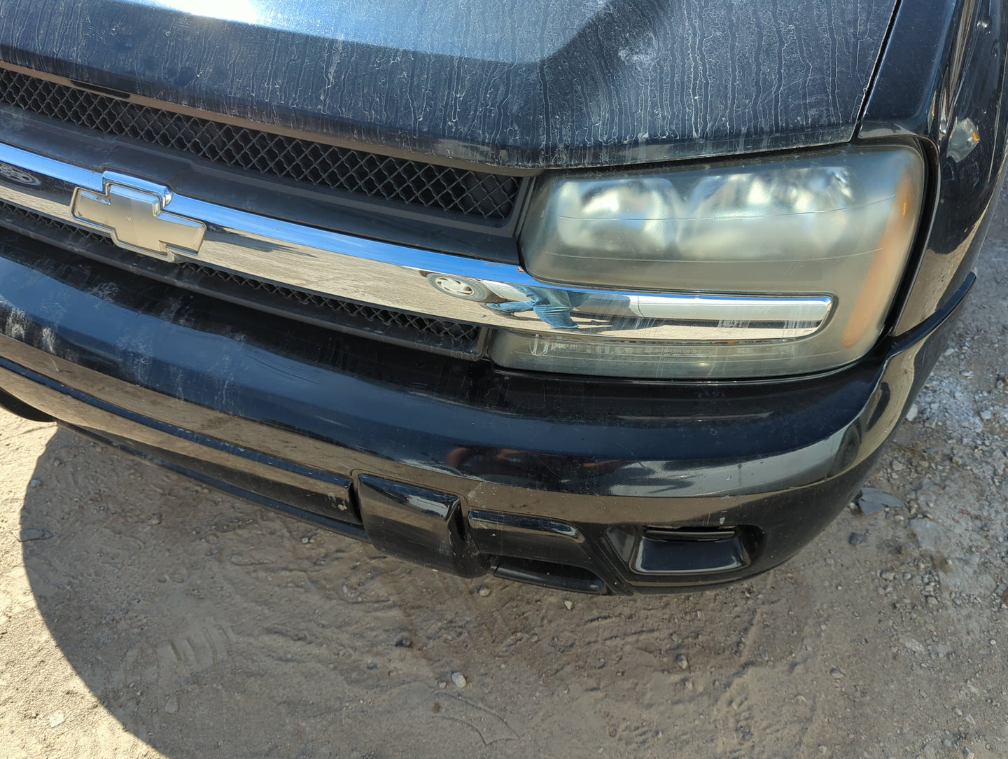 2002-2008 Chevrolet Trailblazer Front Bumper - Oem - Oemusedautoparts1.com