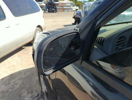 2002-2009 Chevrolet Trailblazer Driver Side View Mirror - Left Door Mirror OEM Used