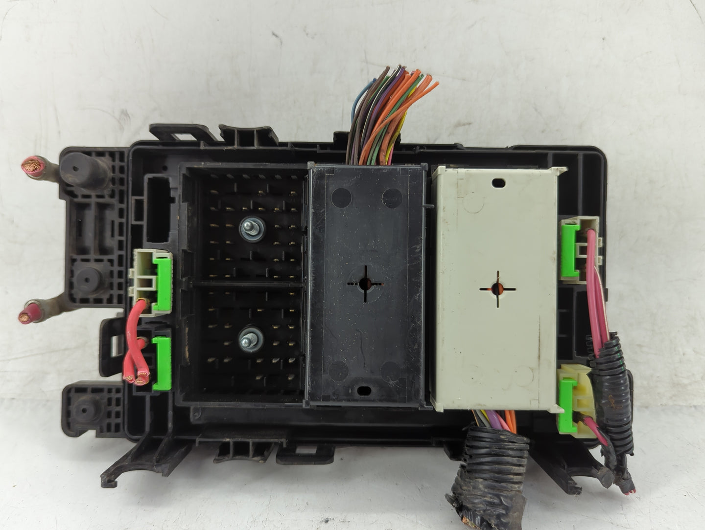 2007 Chevrolet Trailblazer Fusebox Fuse Box Panel Relay Module Fits OEM Used Auto Parts - Oemusedautoparts1.com
