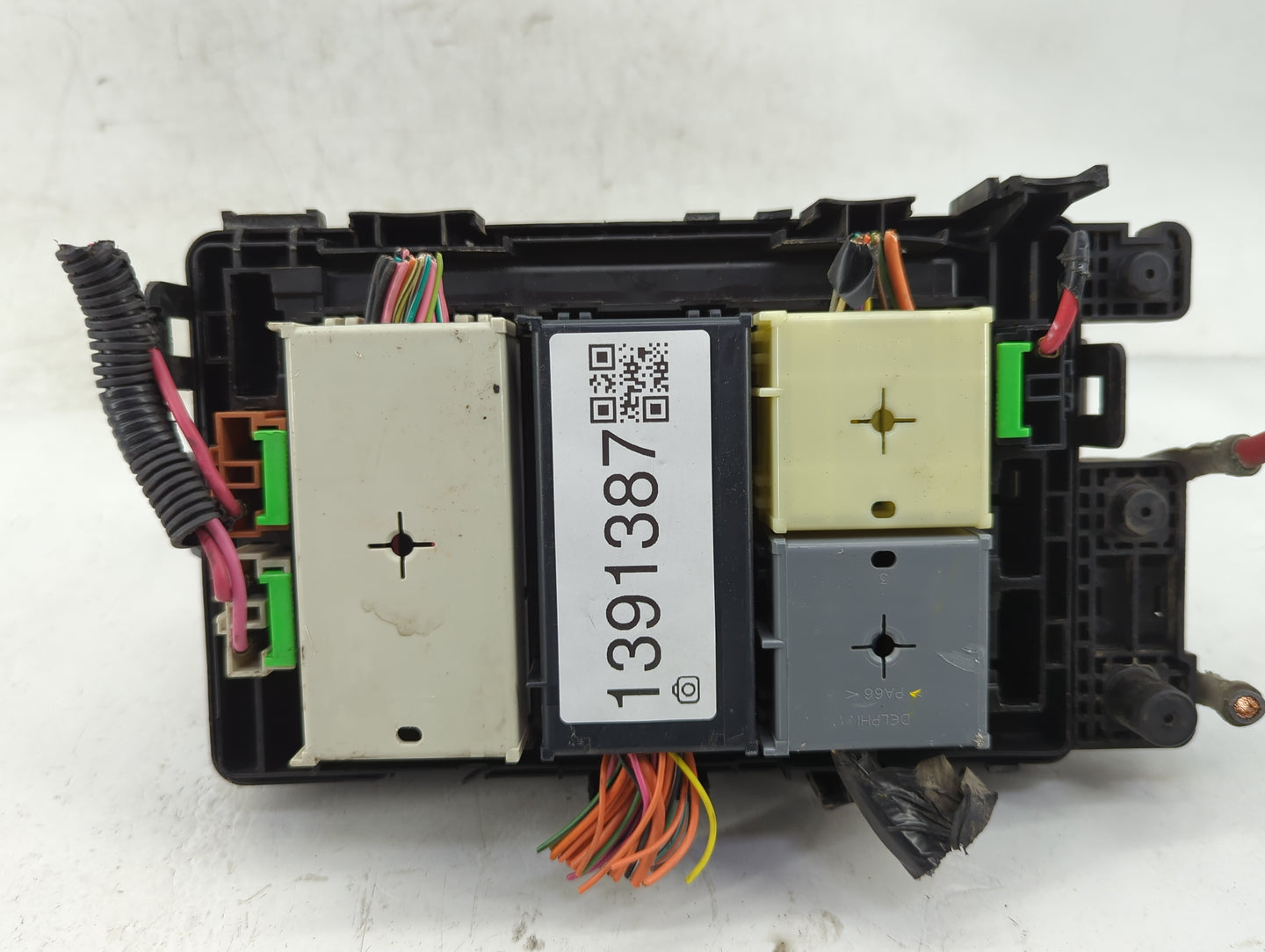 2007 Chevrolet Trailblazer Fusebox Fuse Box Panel Relay Module Fits OEM Used Auto Parts - Oemusedautoparts1.com