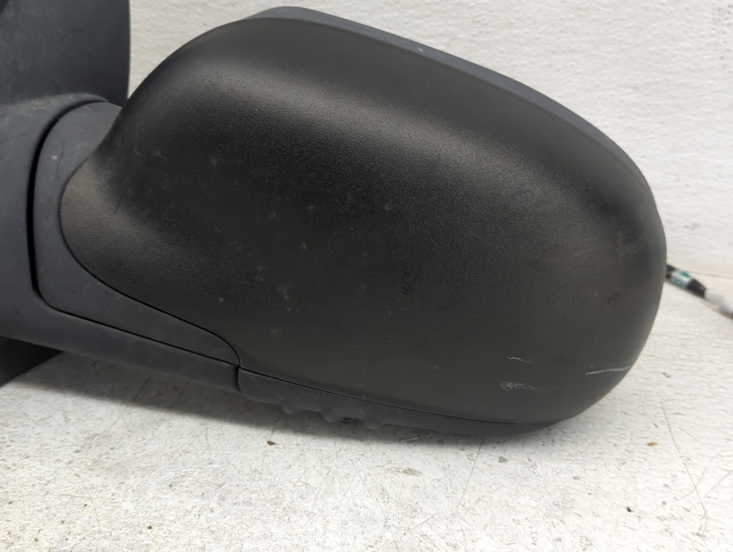 2002-2009 Chevrolet Trailblazer Driver Side View Mirror - Left Door Mirror OEM Used - Oemusedautoparts1.com
