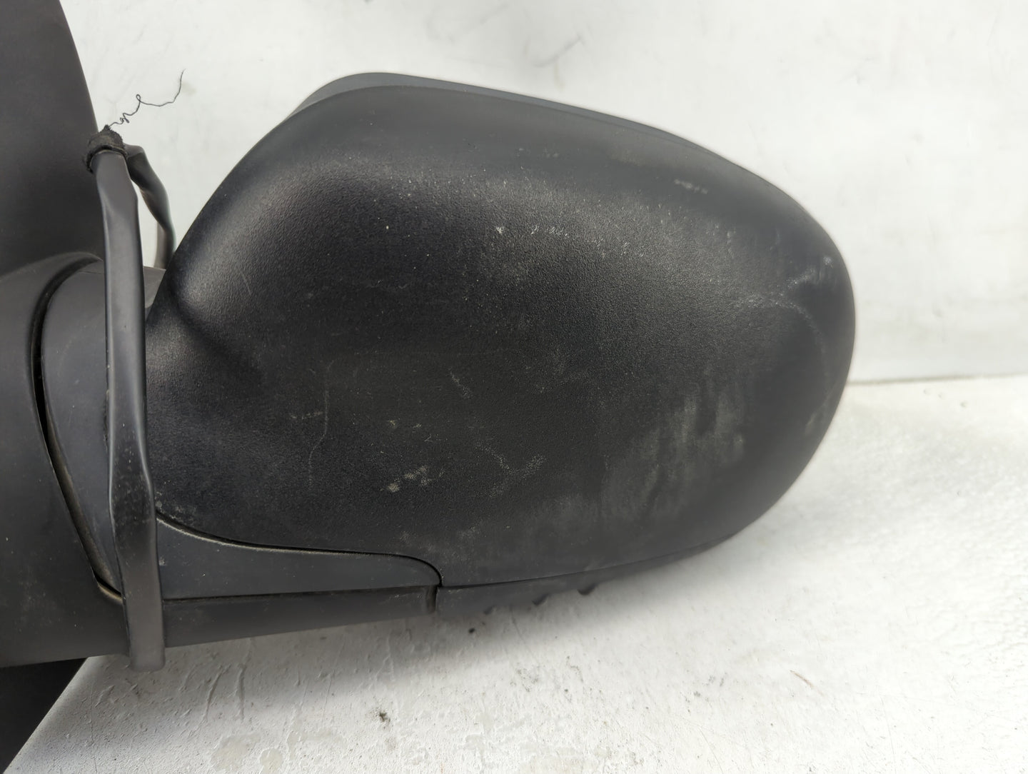 2006-2009 Chevrolet Trailblazer Driver Side View Mirror - Left Door Mirror OEM Used - Oemusedautoparts1.com