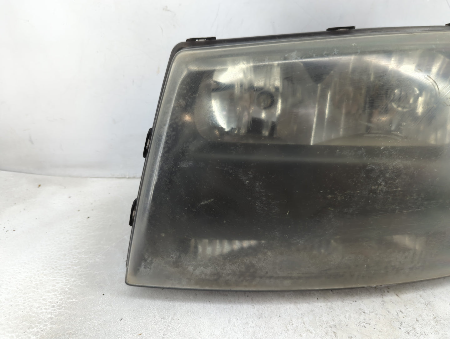 2006 Chevrolet Trailblazer Passenger Right Oem Head Light Headlight Lamp - Oemusedautoparts1.com