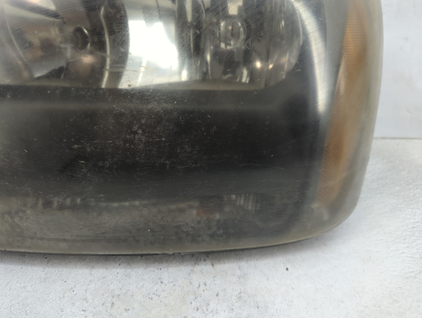 2006 Chevrolet Trailblazer Passenger Right Oem Head Light Headlight Lamp - Oemusedautoparts1.com