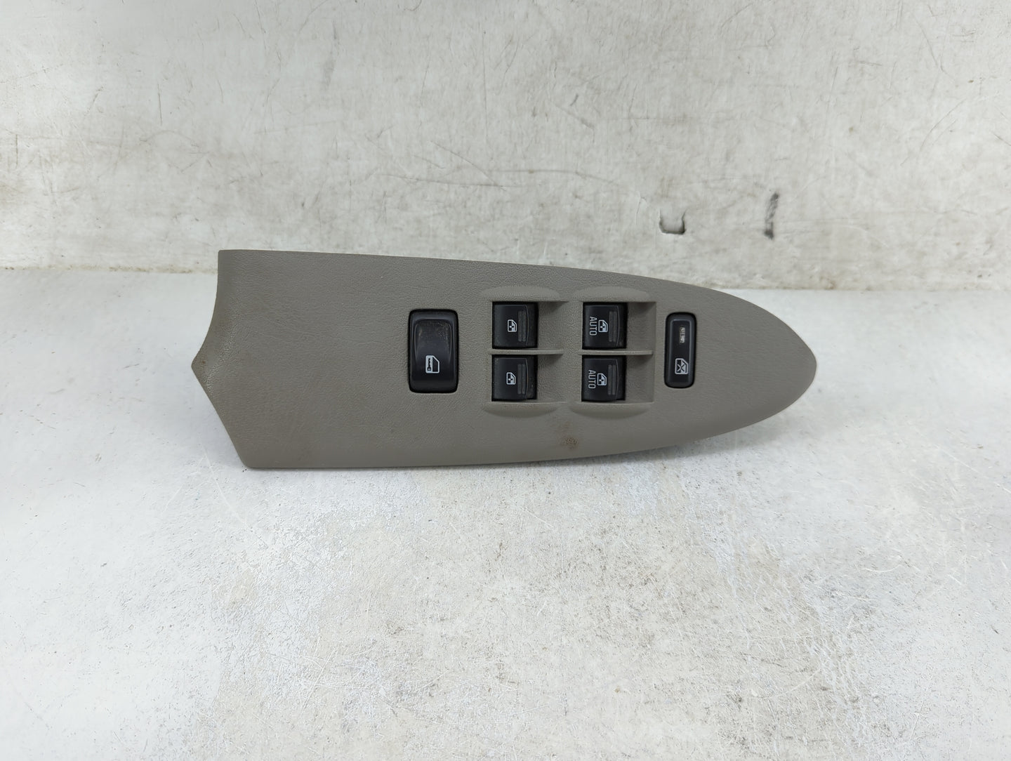 2006-2009 Chevrolet Trailblazer Master Power Window Switch Replacement Driver Side Left P/N:25867005 BP25867005Z150514895 Fi