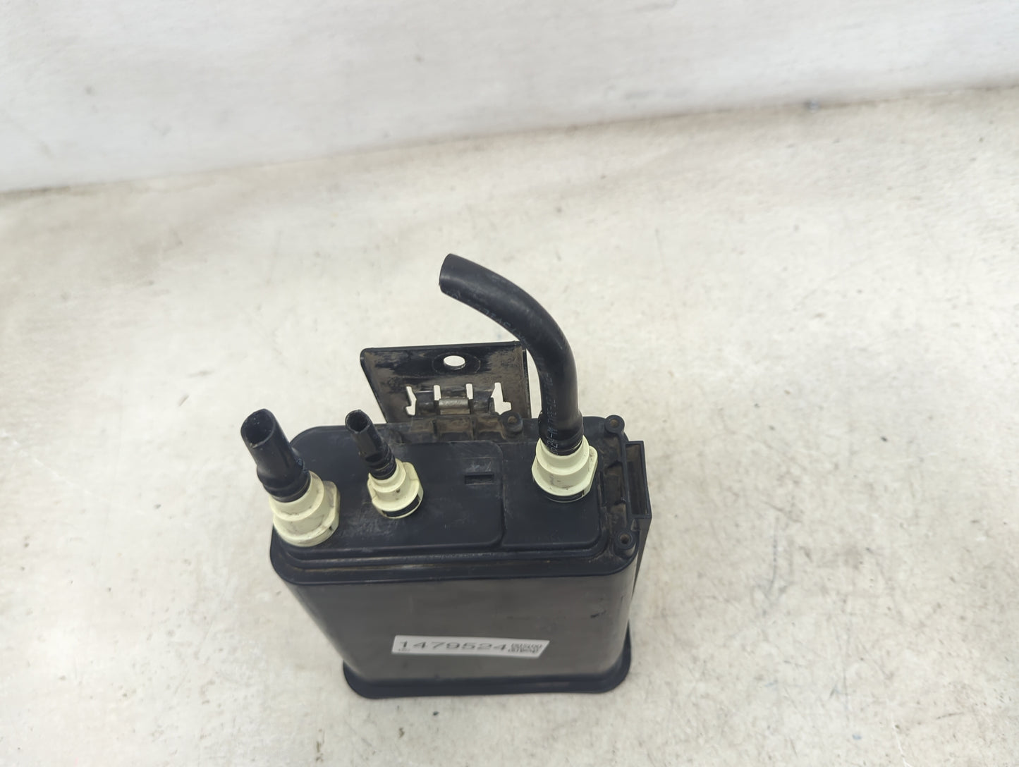 2007 Chevrolet Trailblazer Fuel Vapor Charcoal Canister - Oemusedautoparts1.com