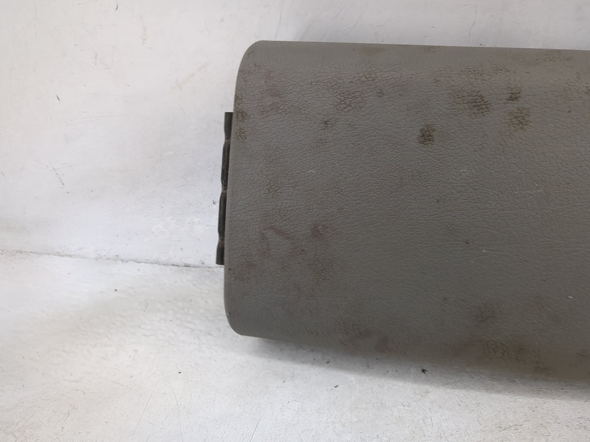 2007 Chevrolet Trailblazer Center Console Armrest Cover Lid Fits OEM Used Auto Parts - Oemusedautoparts1.com