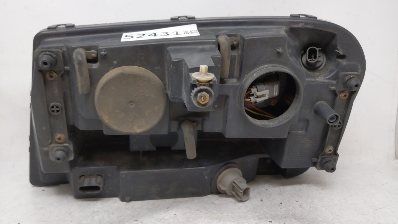 2002 Chevrolet Trailblazer Passenger Right Oem Head Light Headlight Lamp - Oemusedautoparts1.com