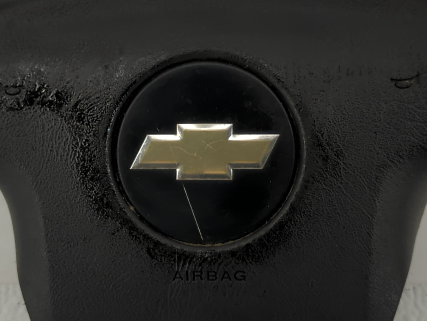 2005-2009 Chevrolet Trailblazer Air Bag Driver Left Knee OEM P/N:AB2395Q1GV23VD Fits Fits 2005 2006 2007 2008 2009 OEM Used 
