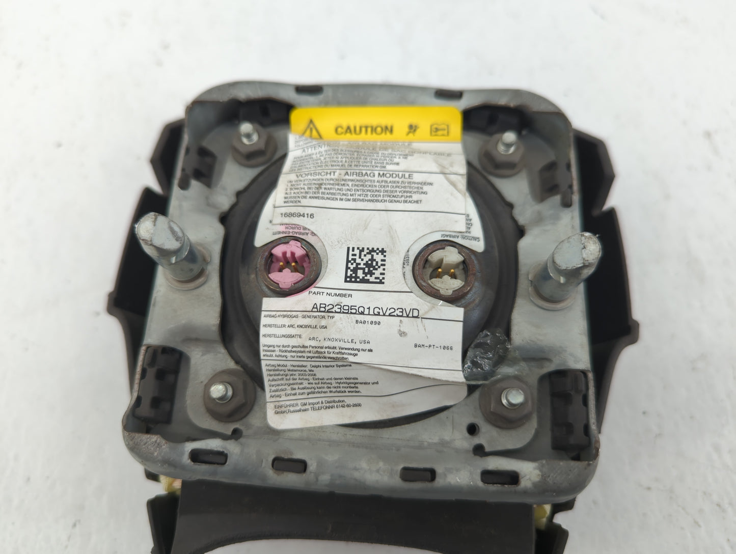 2005-2009 Chevrolet Trailblazer Air Bag Driver Left Knee OEM P/N:AB2395Q1GV23VD Fits Fits 2005 2006 2007 2008 2009 OEM Used 