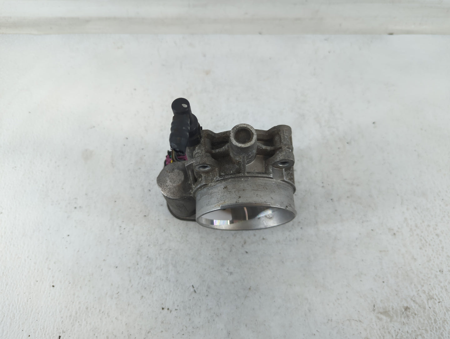 2003-2007 Chevrolet Trailblazer Throttle Body P/N:84706F 1553 Fits Fits 2003 2004 2005 2006 2007 OEM Used Auto Parts - Oemus