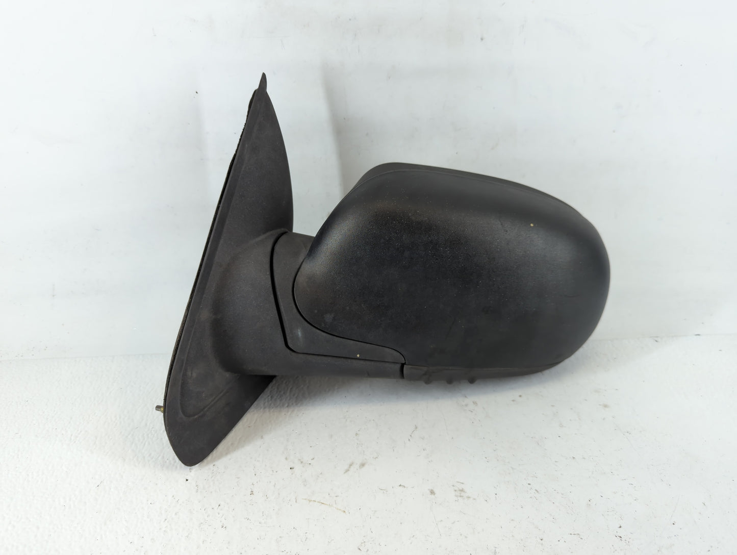 2002 Chevrolet Trailblazer Passenger Right Side View Manual Door Mirror - Oemusedautoparts1.com