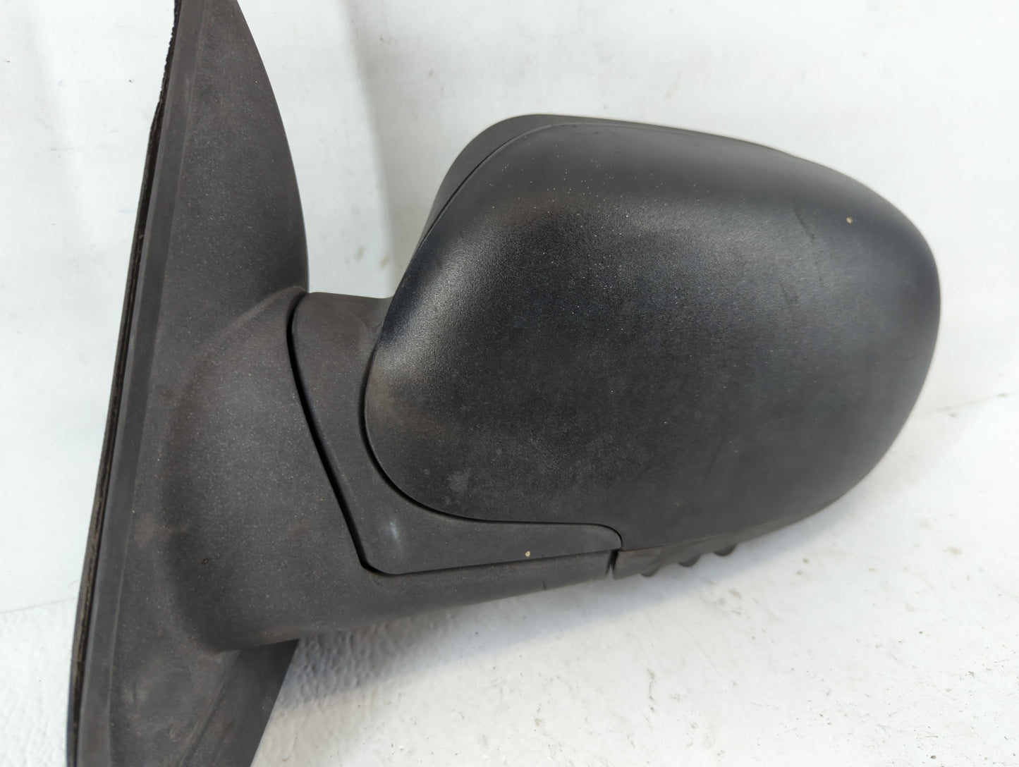 2002 Chevrolet Trailblazer Passenger Right Side View Manual Door Mirror - Oemusedautoparts1.com