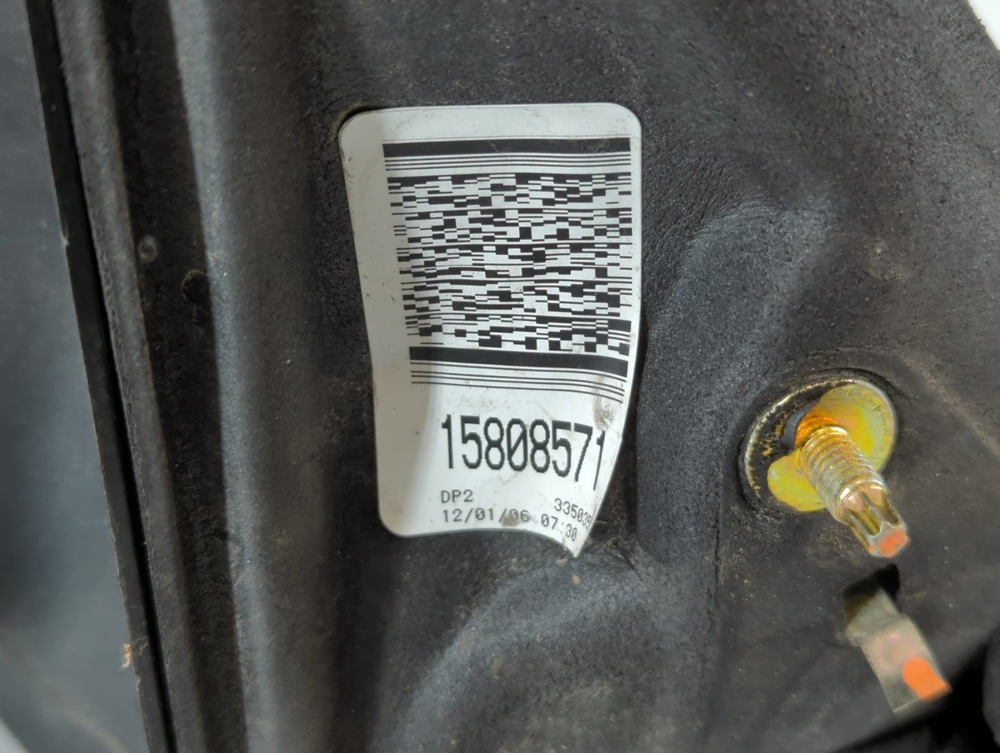 2002 Chevrolet Trailblazer Passenger Right Side View Manual Door Mirror - Oemusedautoparts1.com