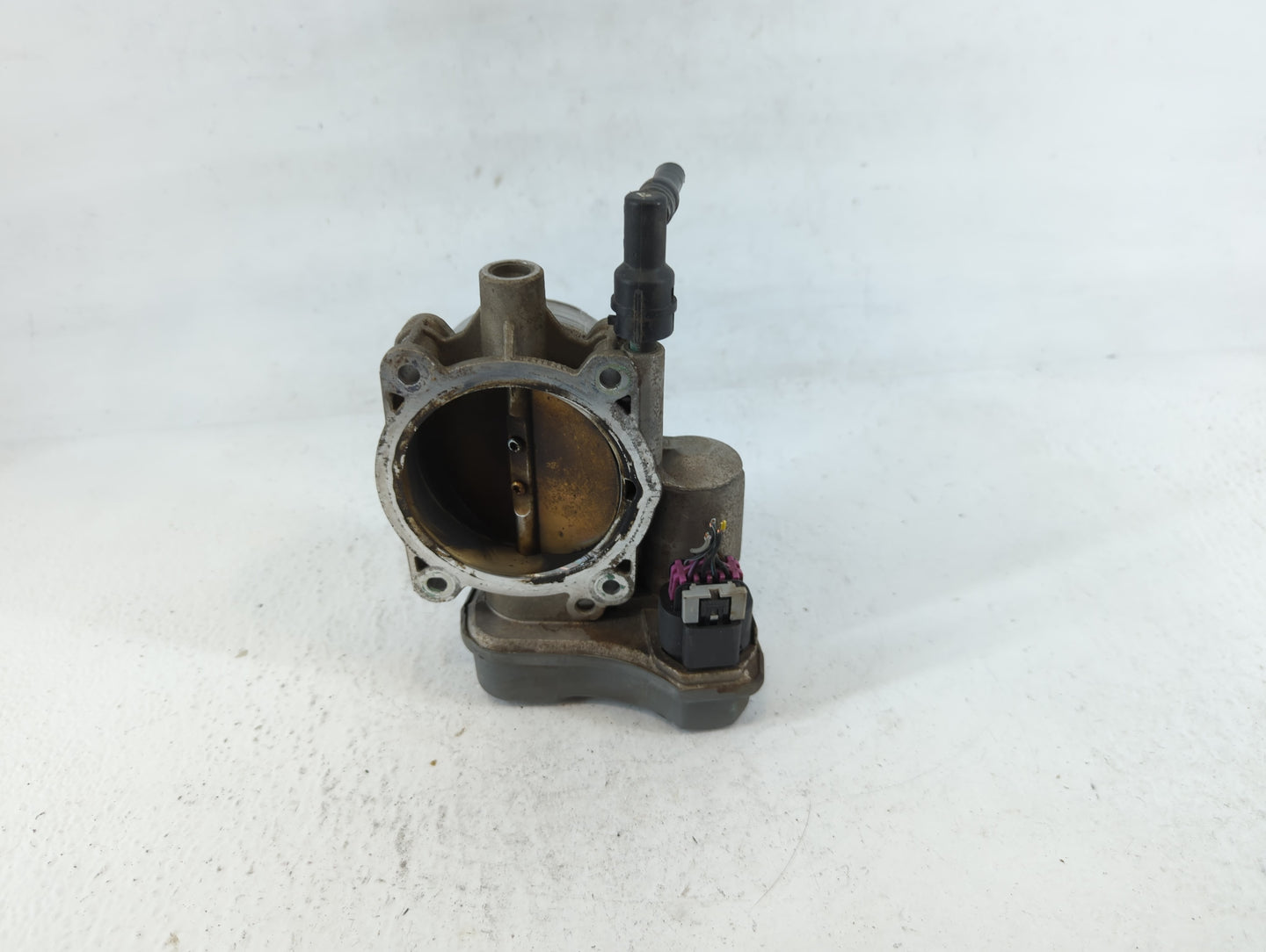 2003-2007 Chevrolet Trailblazer Throttle Body P/N:29706F 1531 Fits Fits 2003 2004 2005 2006 2007 OEM Used Auto Parts - Oemus