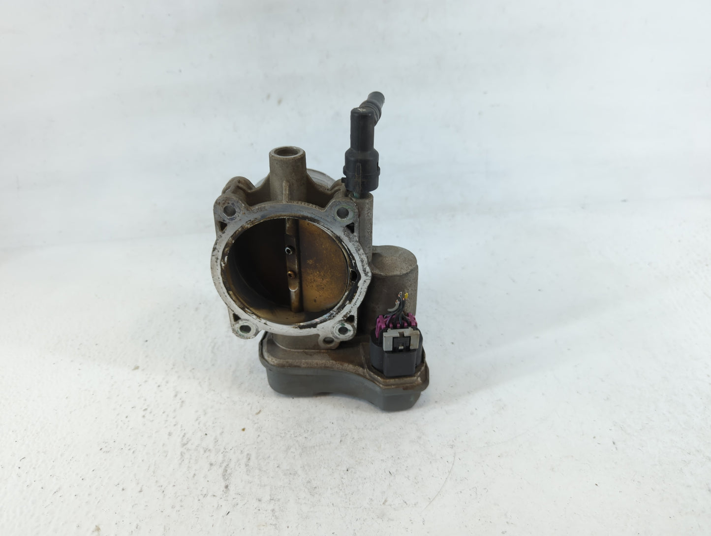 2003-2007 Chevrolet Trailblazer Throttle Body P/N:29706F 1531 Fits Fits 2003 2004 2005 2006 2007 OEM Used Auto Parts - Oemus