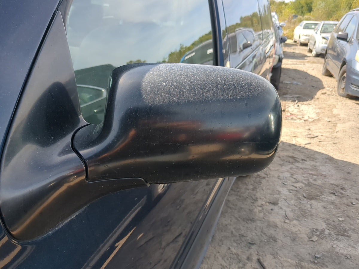 2005-2009 Chevrolet Uplander Driver Side View Mirror - Left Door Mirror OEM Used - Oemusedautoparts1.com