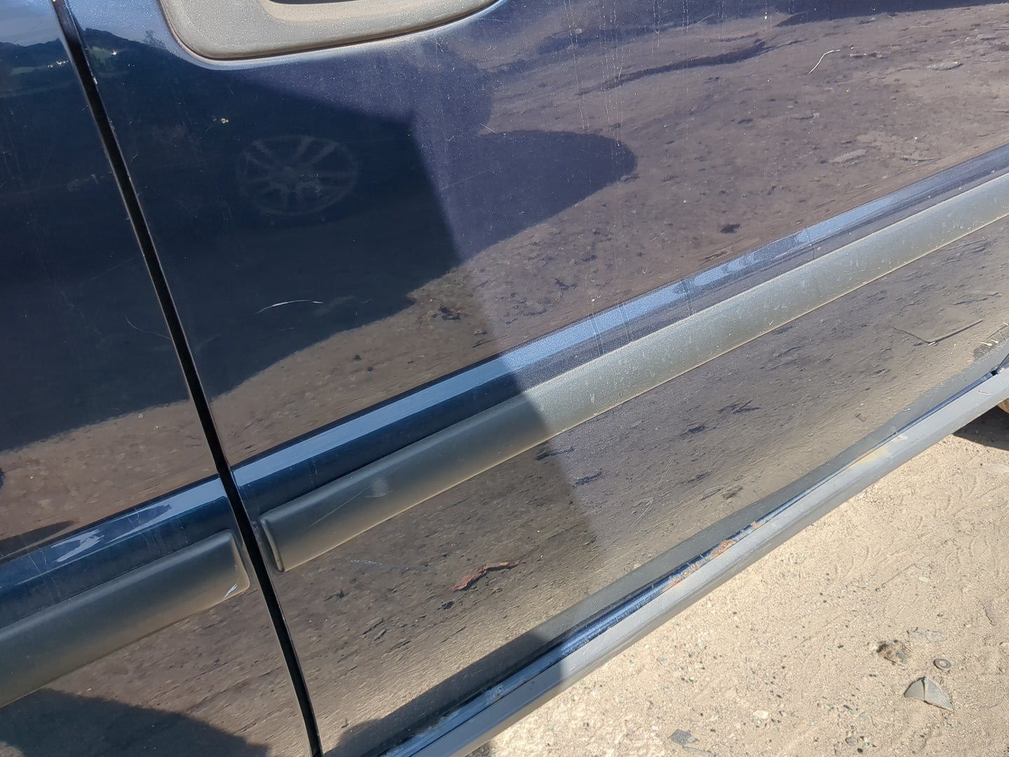 2005-2009 Chevrolet Uplander Passenger Front Door Oem - Oemusedautoparts1.com