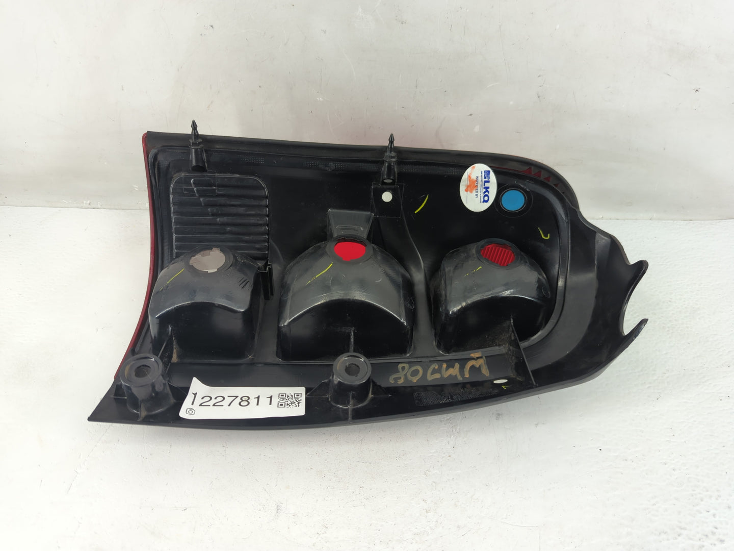 2007 Chevrolet Uplander Tail Light Assembly Passenger Right OEM P/N:249720 Fits OEM Used Auto Parts - Oemusedautoparts1.com