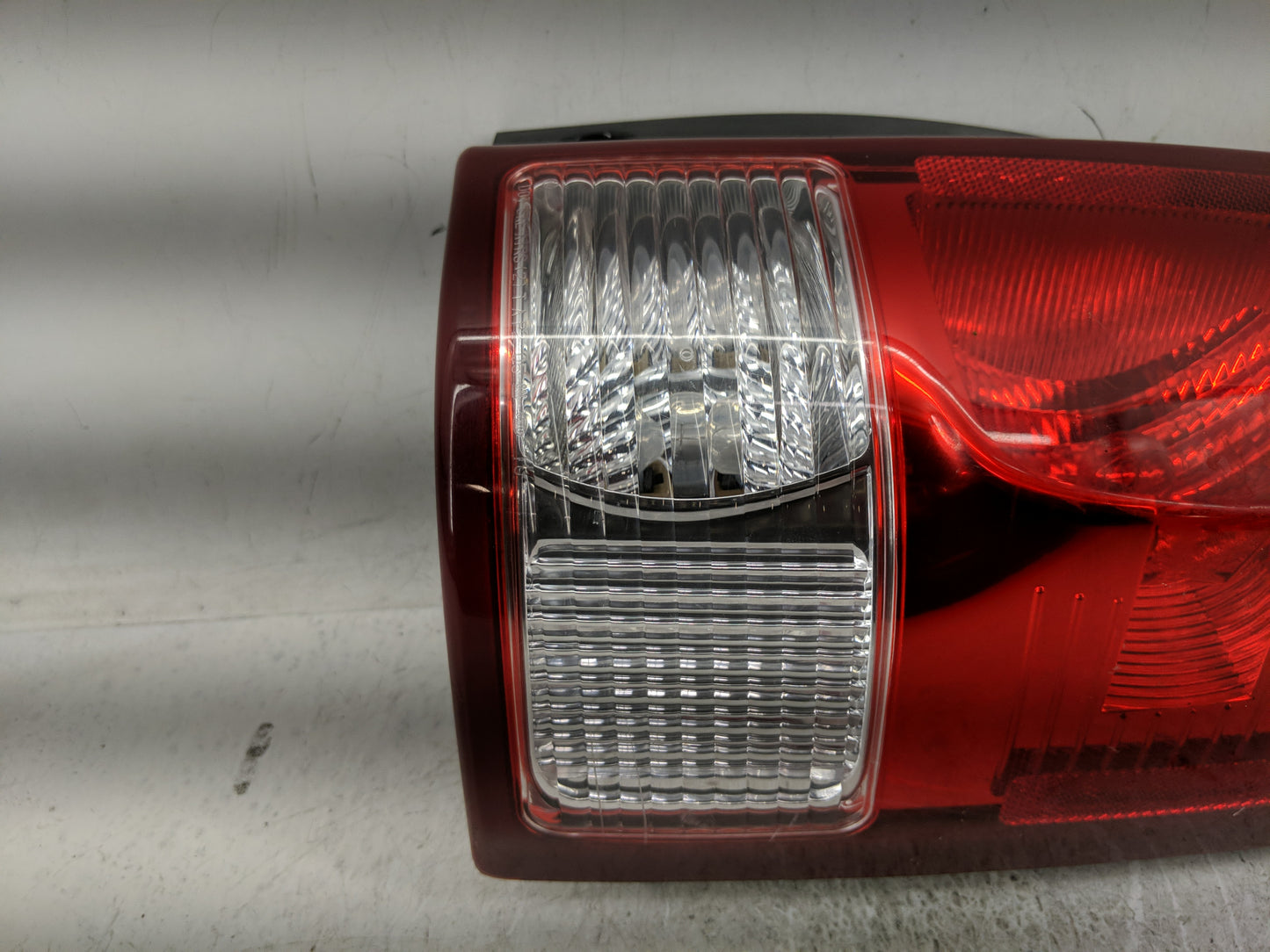 2007 Chevrolet Uplander Tail Light Assembly Passenger Right OEM Fits OEM Used Auto Parts - Oemusedautoparts1.com