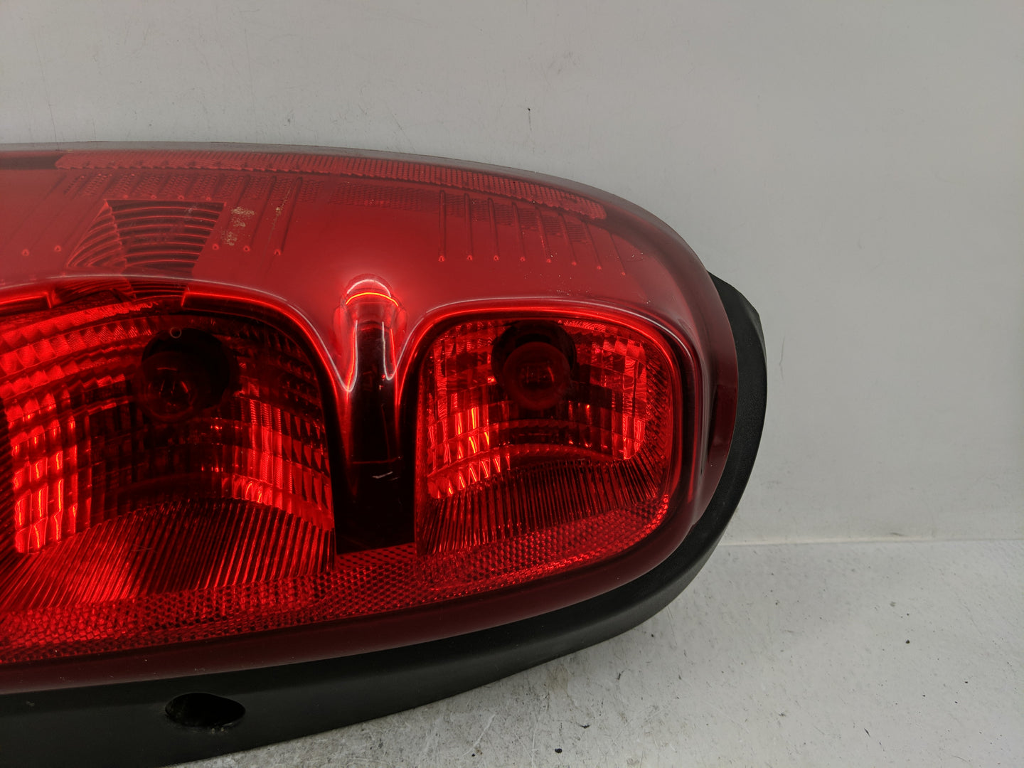 2007 Chevrolet Uplander Tail Light Assembly Driver Left OEM P/N:15787131 Fits OEM Used Auto Parts - Oemusedautoparts1.com