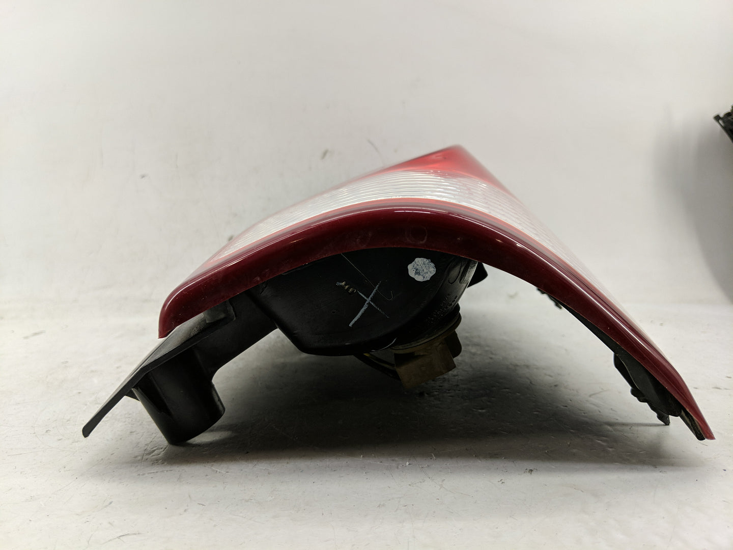 2007 Chevrolet Uplander Tail Light Assembly Passenger Right OEM Fits OEM Used Auto Parts - Oemusedautoparts1.com