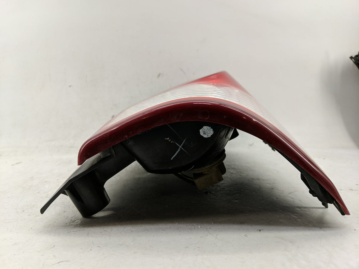 2007 Chevrolet Uplander Tail Light Assembly Passenger Right OEM Fits Fits 2005 2006 2008 2009 OEM Used Auto Parts - Oemuseda