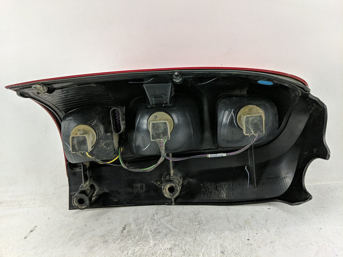 2007 Chevrolet Uplander Tail Light Assembly Passenger Right OEM Fits Fits 2005 2006 2008 2009 OEM Used Auto Parts - Oemuseda