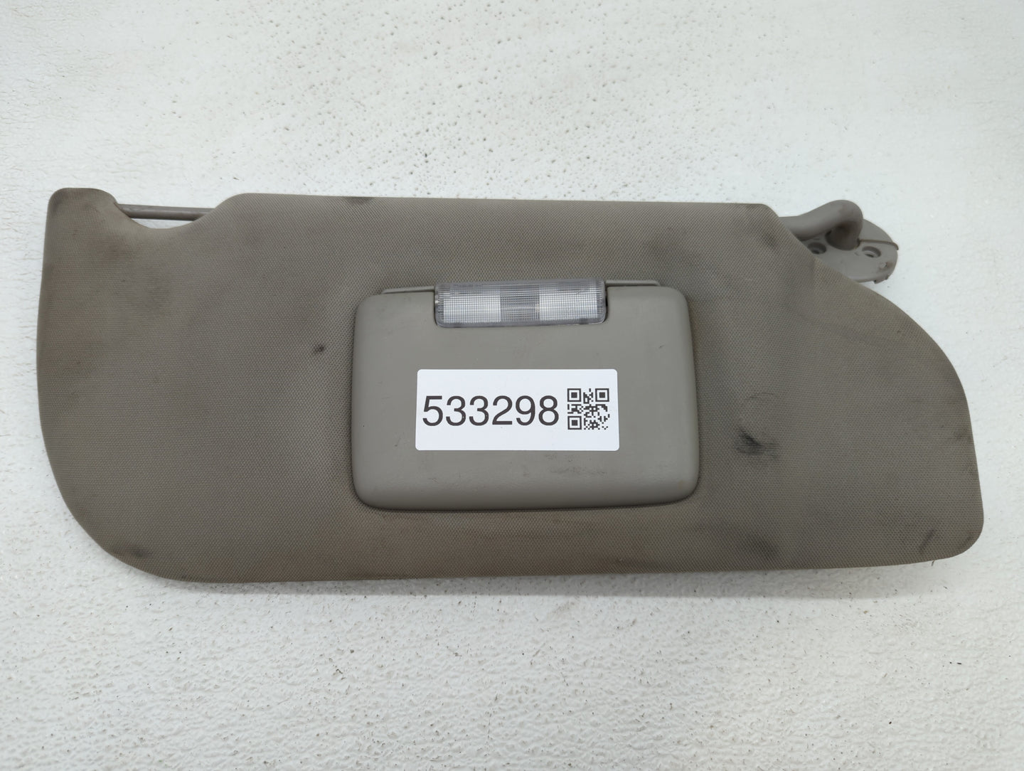 2005-2009 Chevrolet Uplander Sun Visor Shade Replacement Passenger Right Mirror Fits Fits 2005 2006 2007 2008 2009 OEM Used 