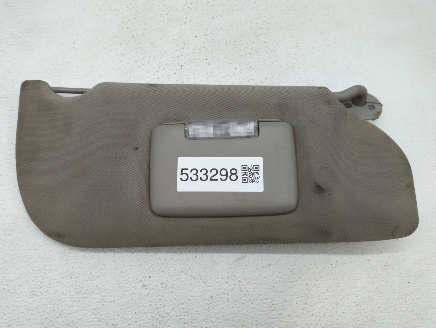 2005-2009 Chevrolet Uplander Sun Visor Shade Replacement Passenger Right Mirror Fits Fits 2005 2006 2007 2008 2009 OEM Used 