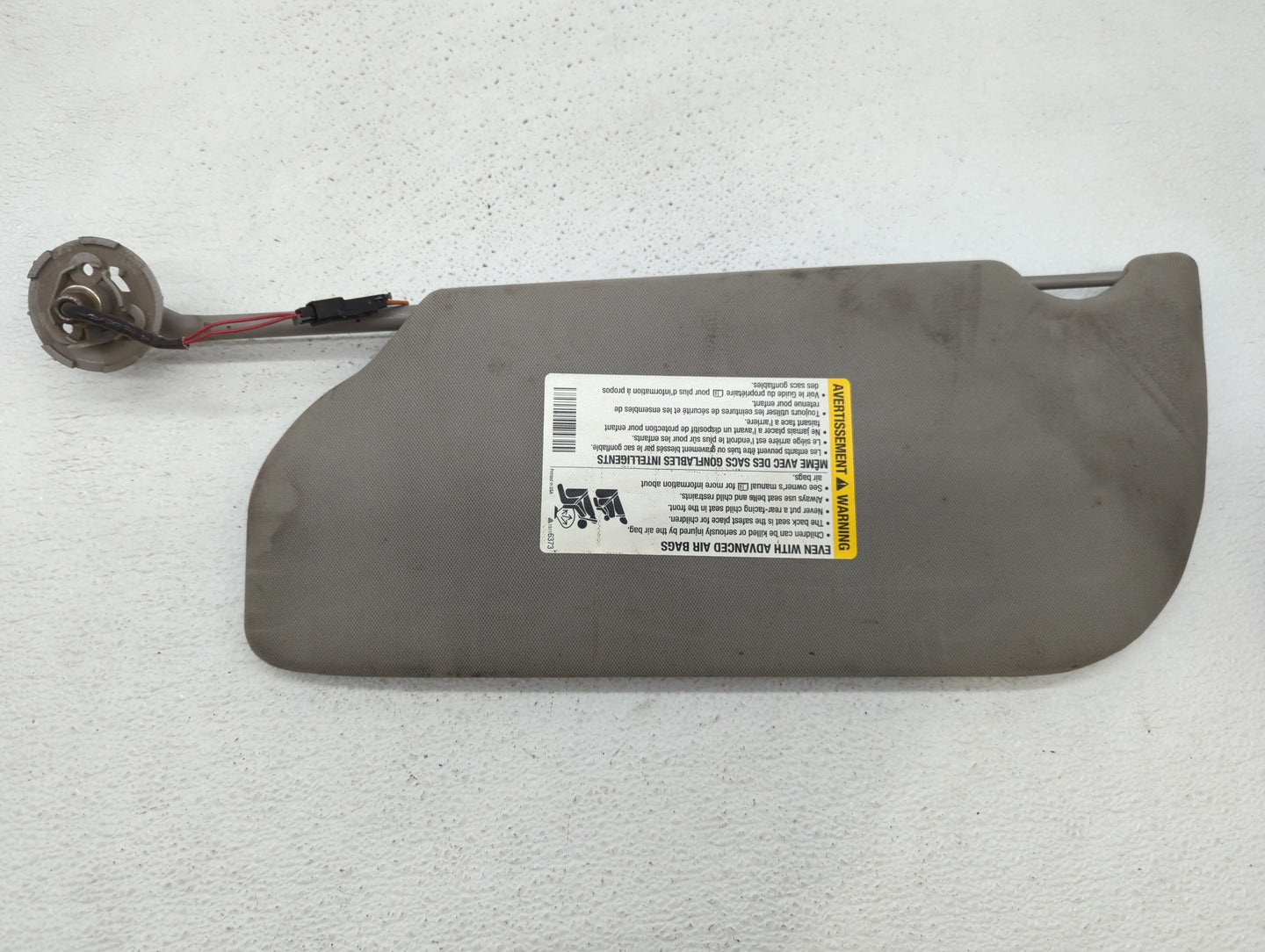 2005-2009 Chevrolet Uplander Sun Visor Shade Replacement Passenger Right Mirror Fits Fits 2005 2006 2007 2008 2009 OEM Used 