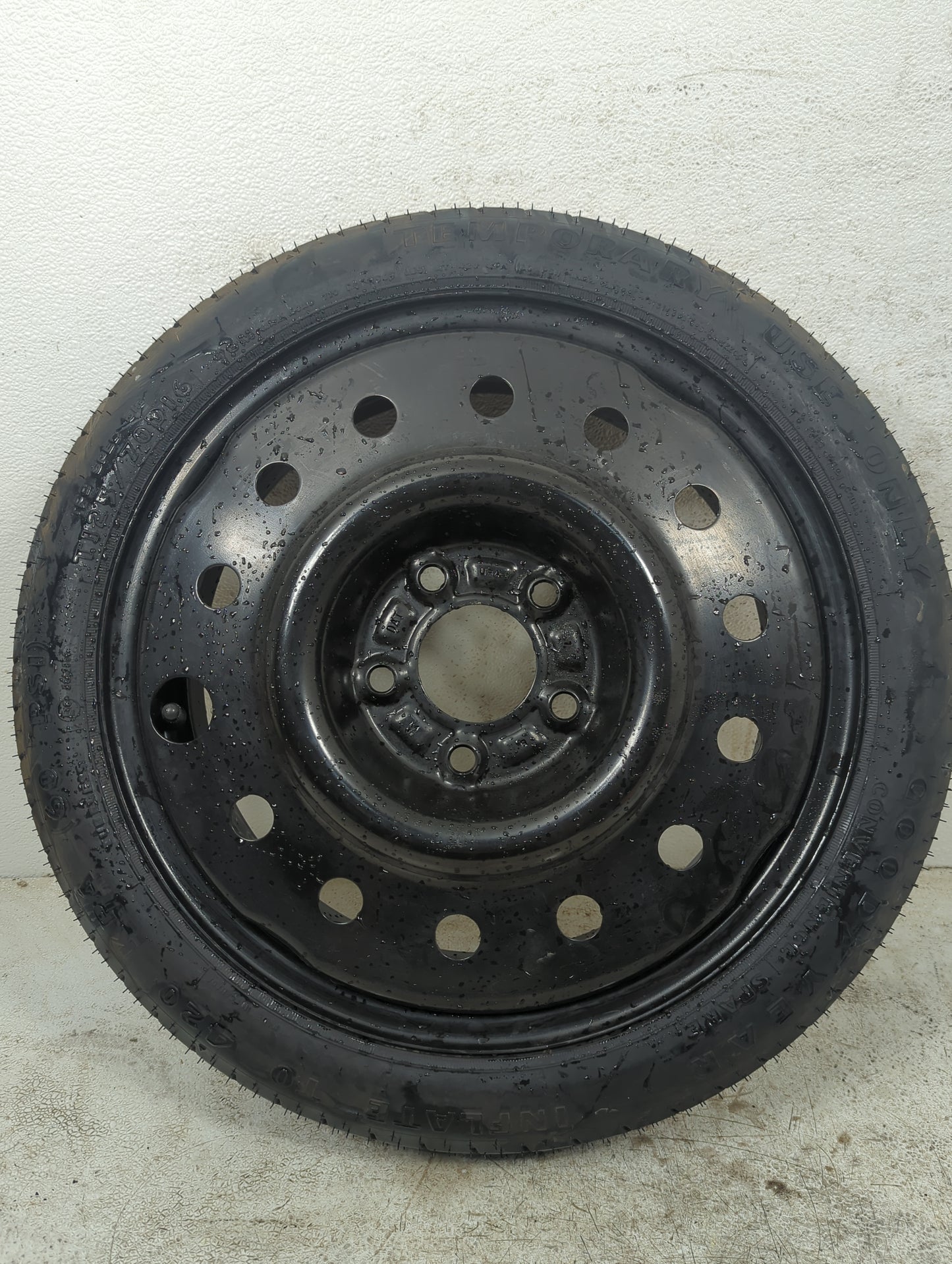 2007 Chevrolet Impala (80 & Up) Impala Spare Donut Tire Wheel Rim Oem - Oemusedautoparts1.com