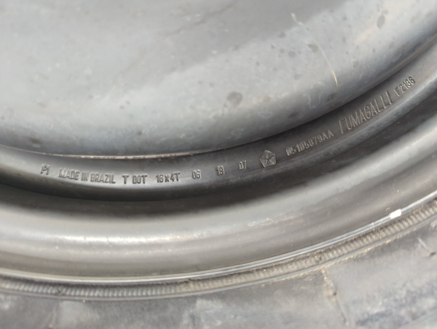 2007 Chrysler 200 Spare Donut Tire Wheel Rim Oem - Oemusedautoparts1.com