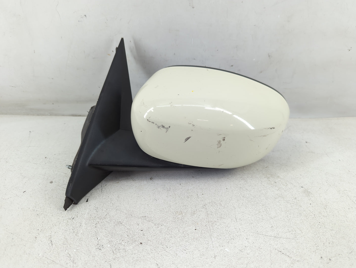 2006-2010 Chrysler 300 Side Mirror Replacement Driver Left View Door Mirror Fits Fits 2006 2007 2008 2009 2010 OEM Used Auto