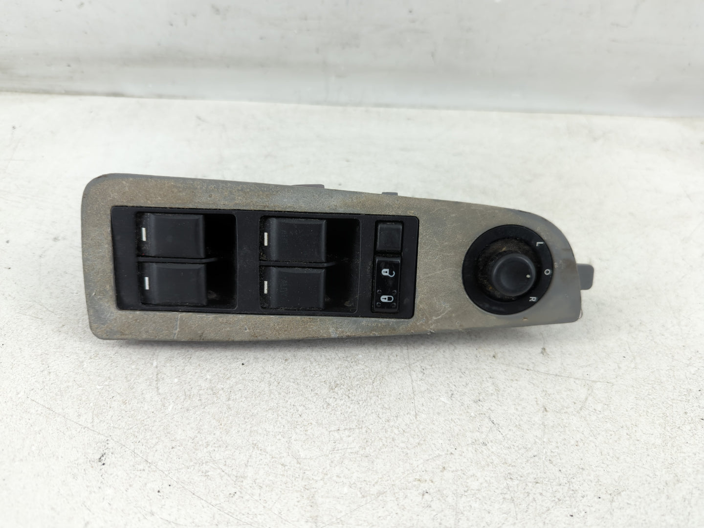 2006-2010 Chrysler 300 Master Power Window Switch Replacement Driver Side Left P/N:04602788AA Fits OEM Used Auto Parts - Oem