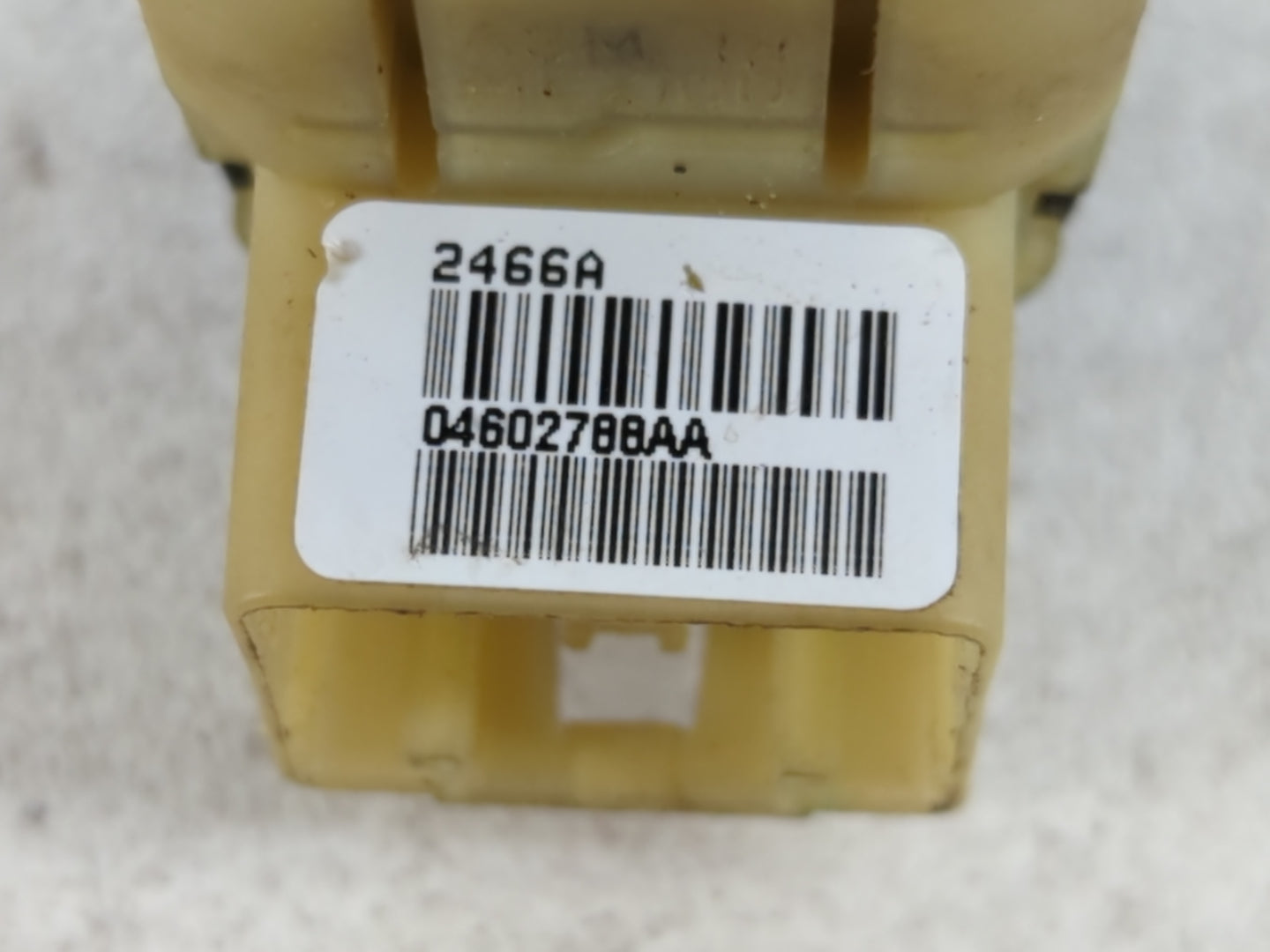 2006-2010 Chrysler 300 Master Power Window Switch Replacement Driver Side Left P/N:04602788AA Fits OEM Used Auto Parts - Oem