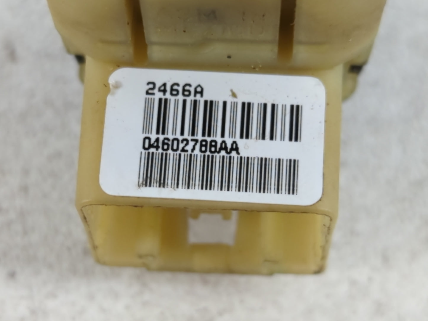 2006-2010 Chrysler 300 Master Power Window Switch Replacement Driver Side Left P/N:04602788AA Fits OEM Used Auto Parts - Oem