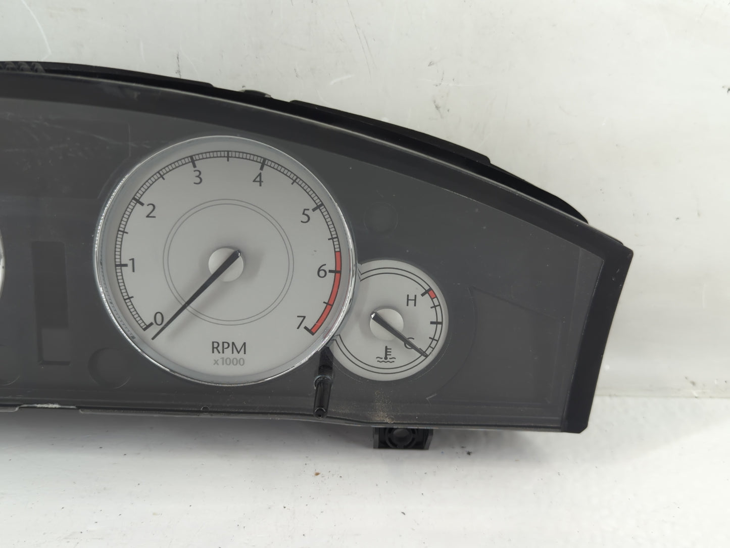 2007 Chrysler 300 Instrument Cluster Speedometer Gauges P/N:P05172058AF Fits OEM Used Auto Parts - Oemusedautoparts1.com