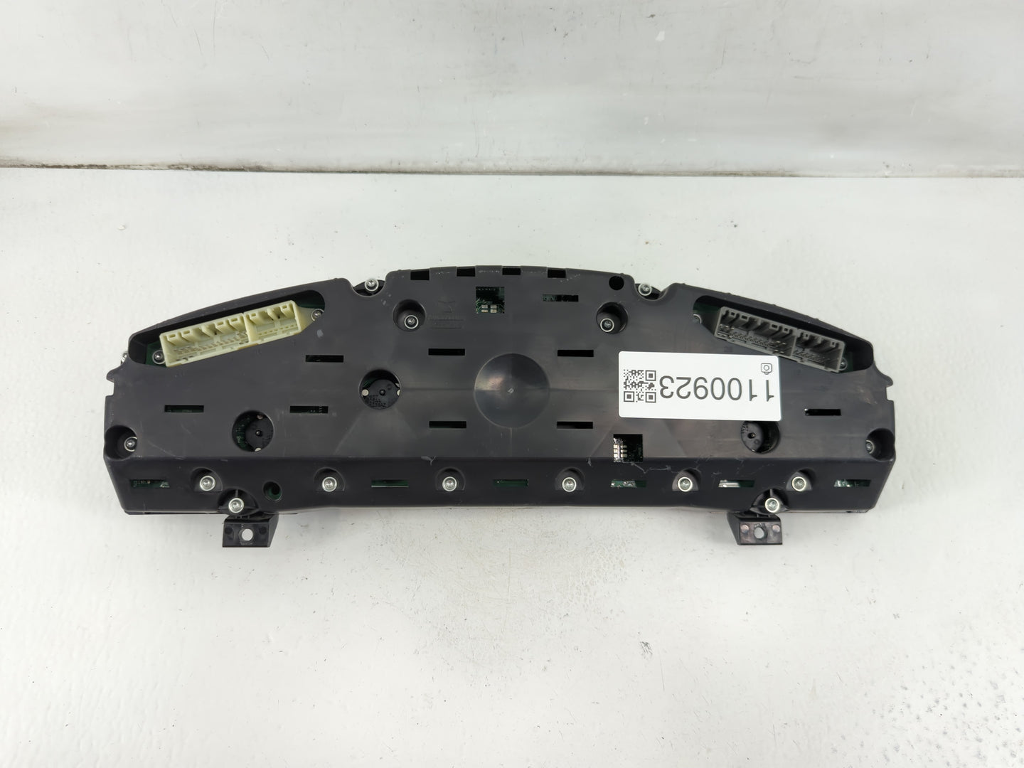 2007 Chrysler 300 Instrument Cluster Speedometer Gauges P/N:P05172058AF Fits OEM Used Auto Parts - Oemusedautoparts1.com