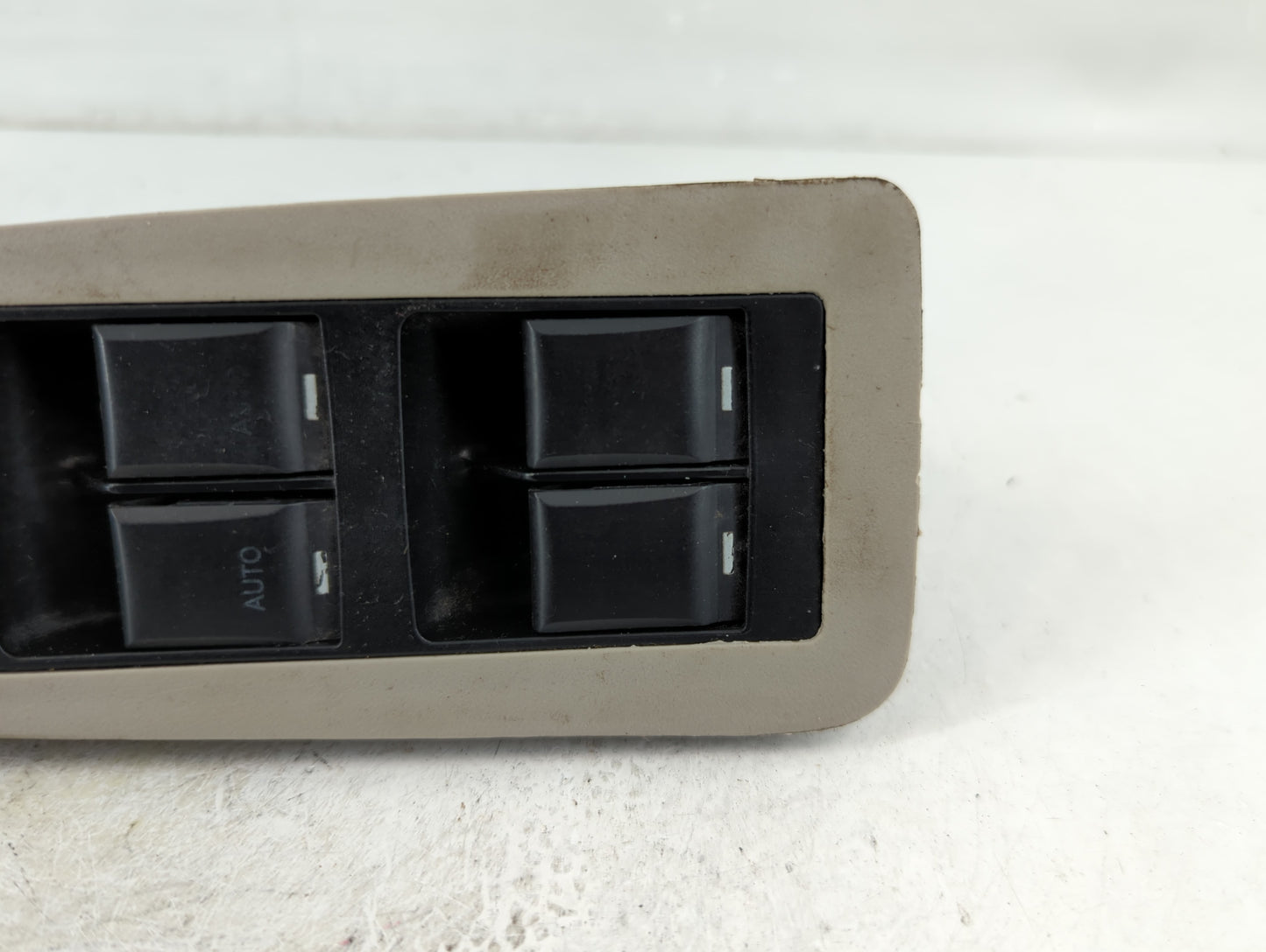 2006-2010 Chrysler 300 Master Power Window Switch Replacement Driver Side Left P/N:04602781AA Fits OEM Used Auto Parts - Oem