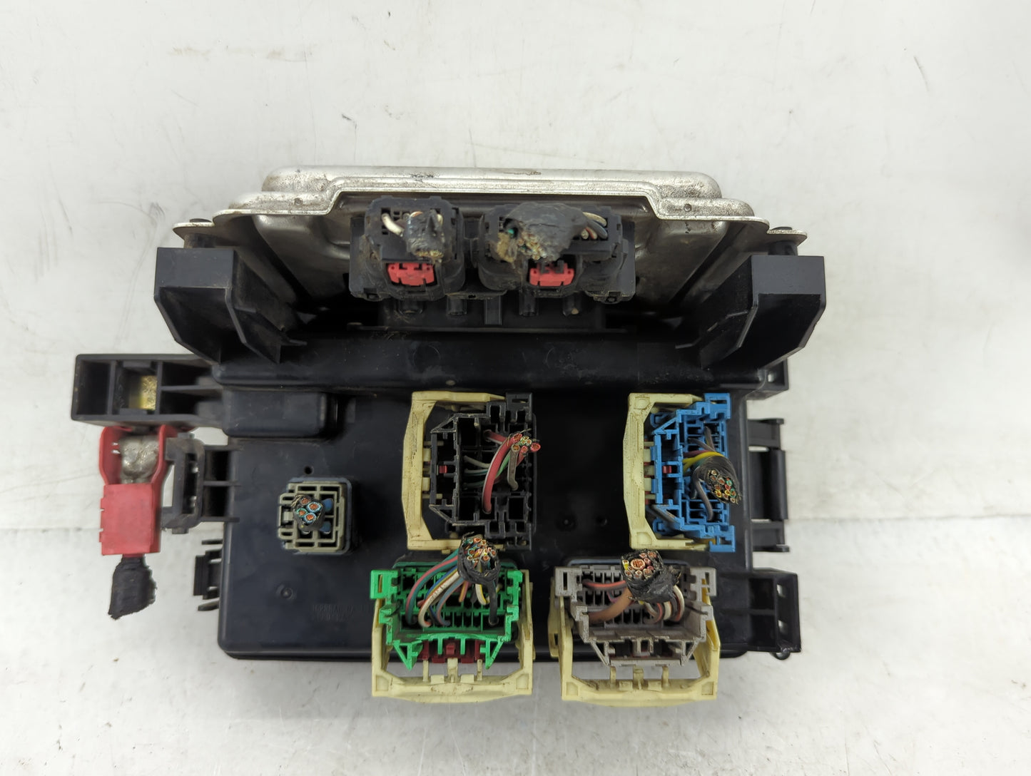 2006-2007 Chrysler 300 Fusebox Fuse Box Panel Relay Module P/N:7140-1914-30 Fits Fits 2006 2007 OEM Used Auto Parts - Oemuse