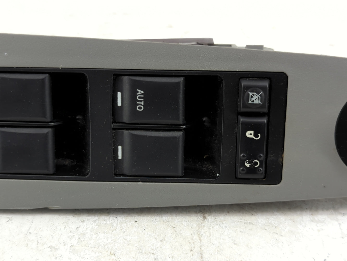 2007 Chrysler 300 Master Power Window Switch Replacement Driver Side Left P/N:04602780AA Fits OEM Used Auto Parts - Oemuseda