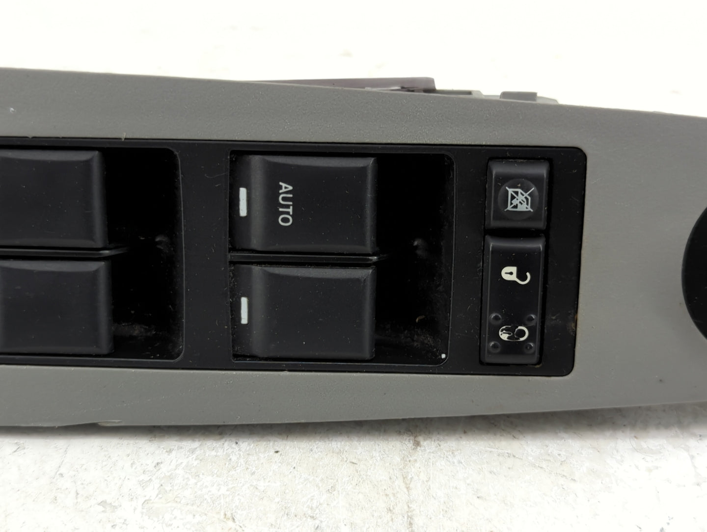2007 Chrysler 300 Master Power Window Switch Replacement Driver Side Left P/N:04602780AA Fits OEM Used Auto Parts - Oemuseda