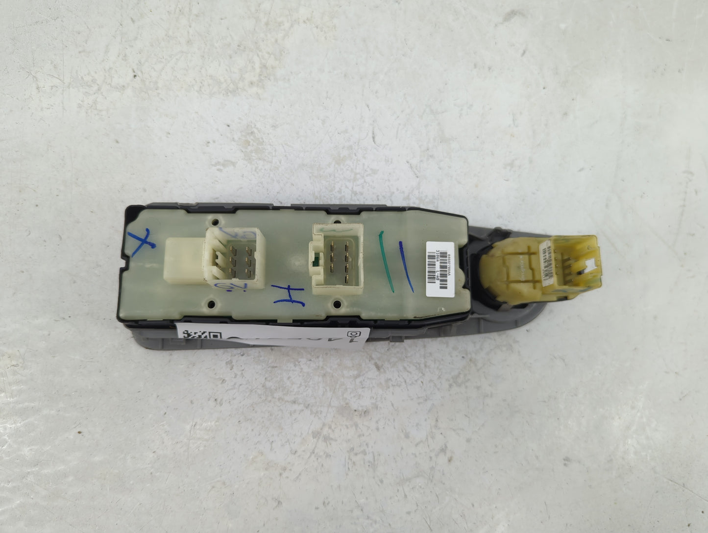 2007 Chrysler 300 Master Power Window Switch Replacement Driver Side Left P/N:04602780AA Fits OEM Used Auto Parts - Oemuseda